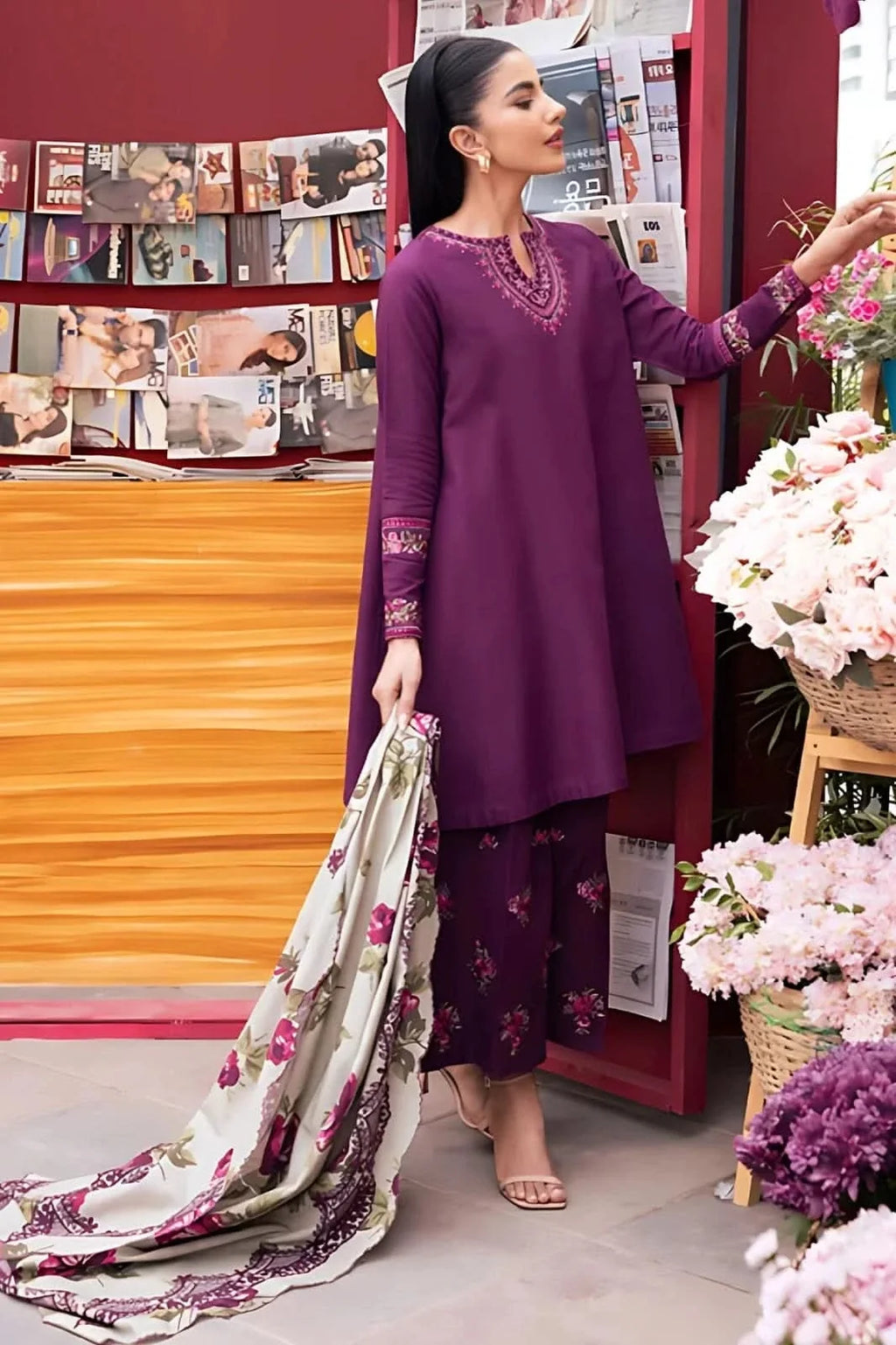 3PC EMBROIDERED DHANAK 3PC SUIT-BG820