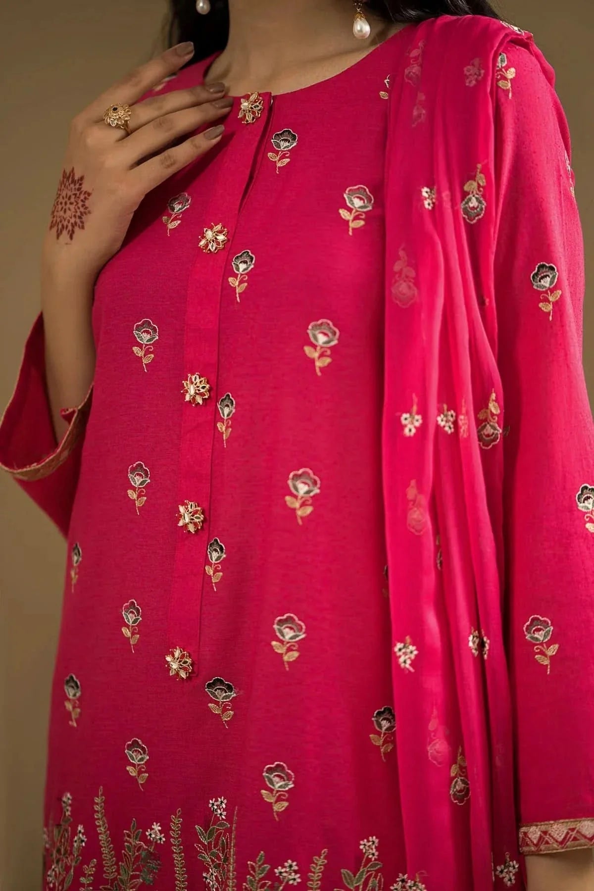 S3133A-3 PIECE-EMBROIDERED LAWN SUIT-BG556