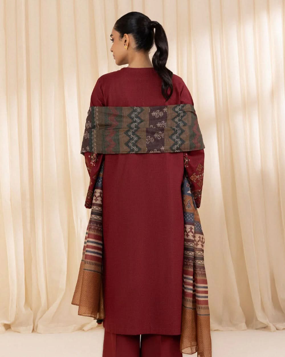 3 PC EMBROIDERED DHANAK SUIT - BG609