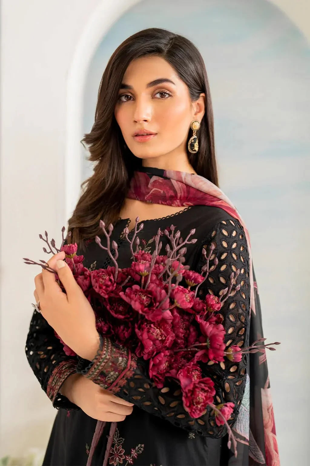 3 PC - EMBROIDERED DHANAK SUIT - BG592