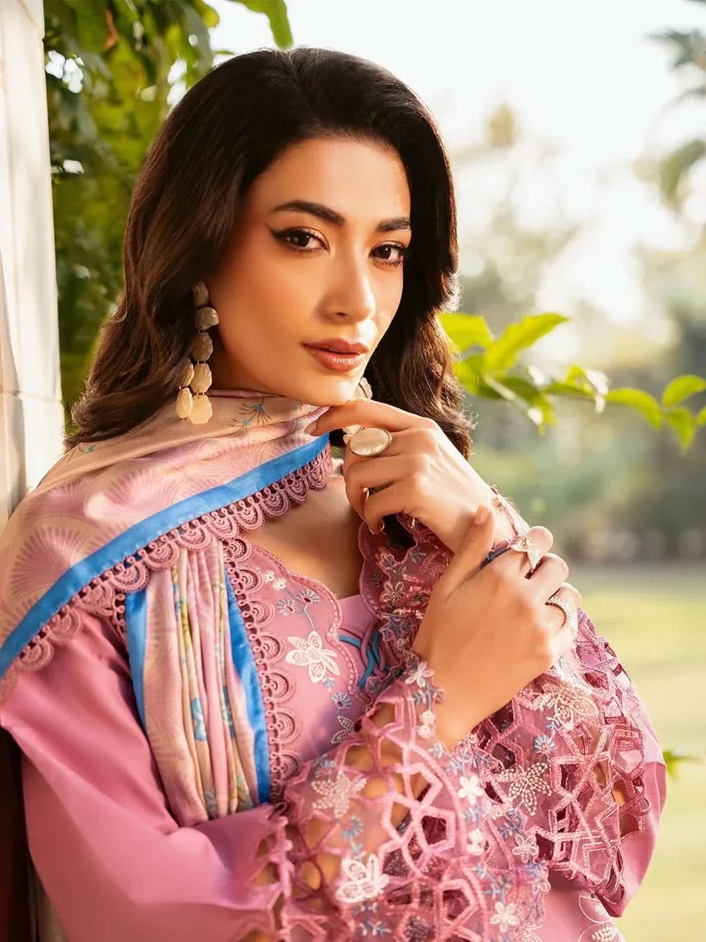 3 PC EMBROIDERED DHANAK SUIT - BG809