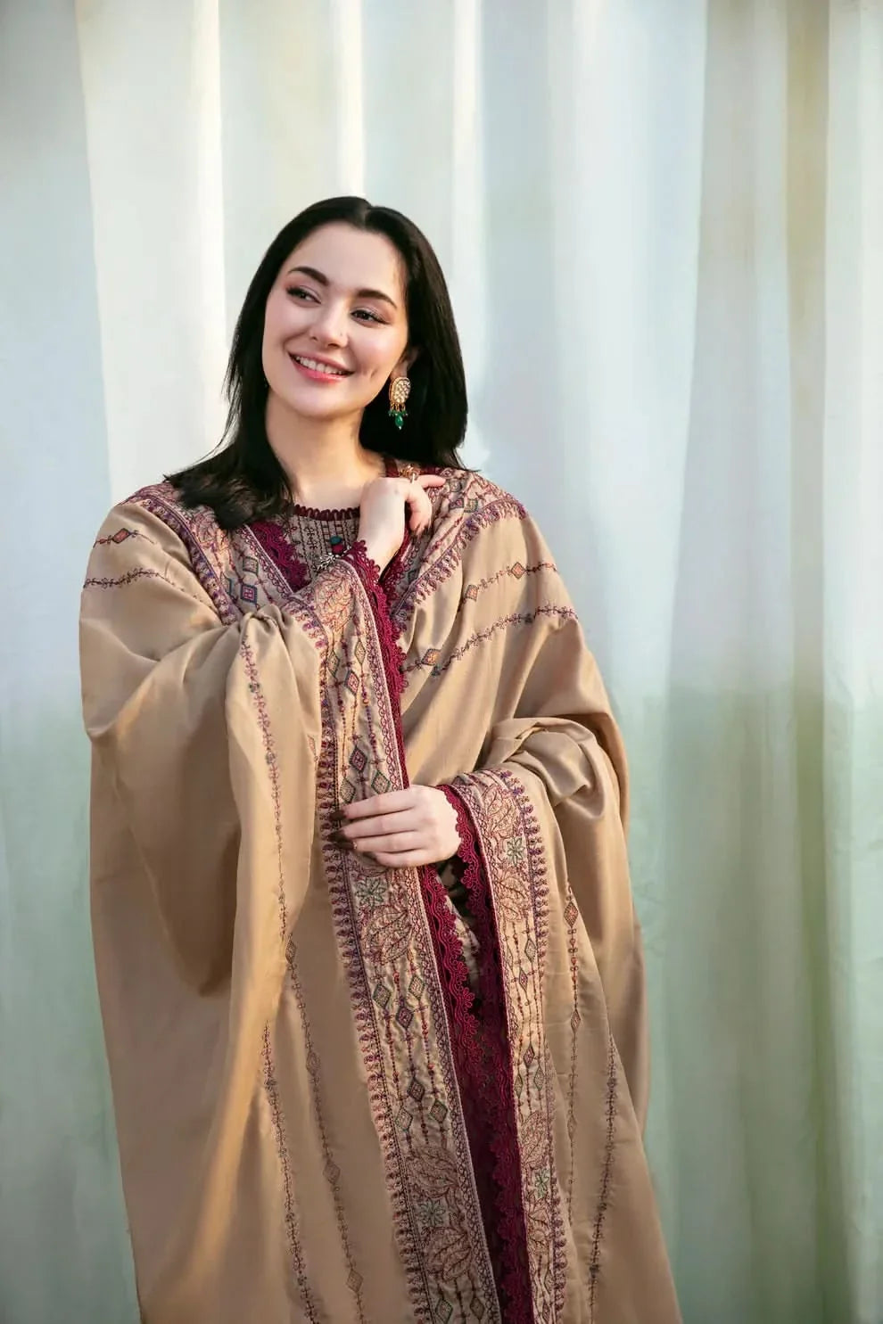 3 PC EMBROIDERED DHANAK SUIT - BG810