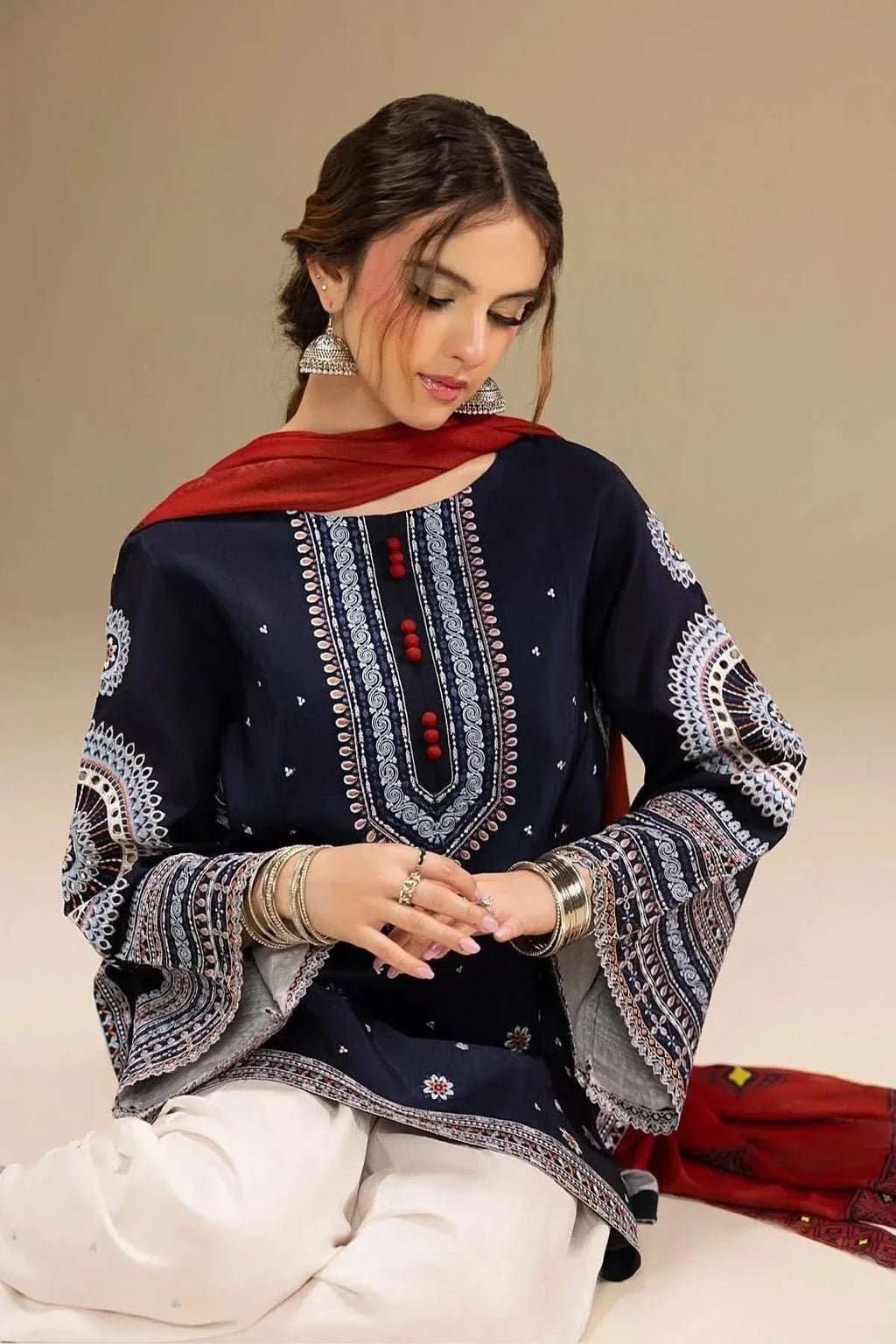 3PC EMBROIDERED DHANAK SUIT - BG636