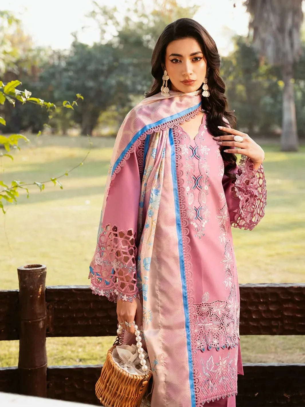 3 PC EMBROIDERED DHANAK SUIT - BG809