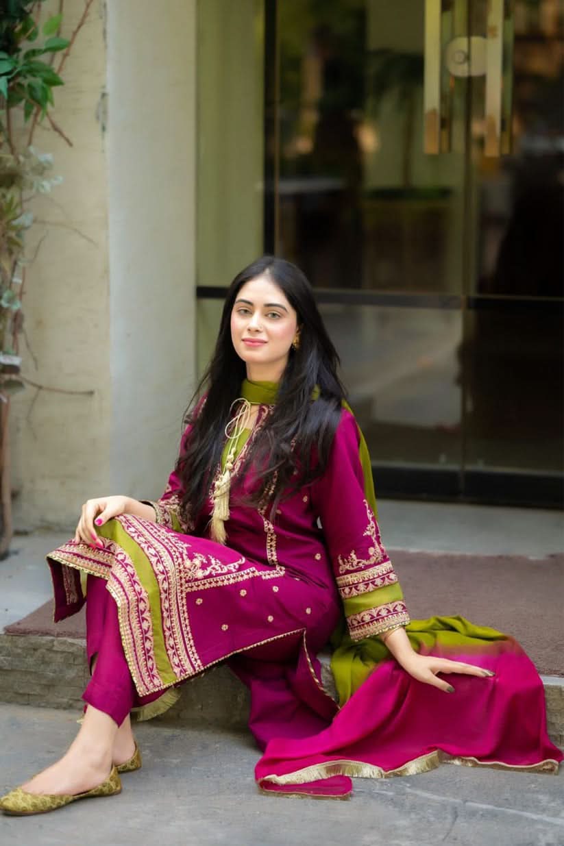 MEENA-BG538