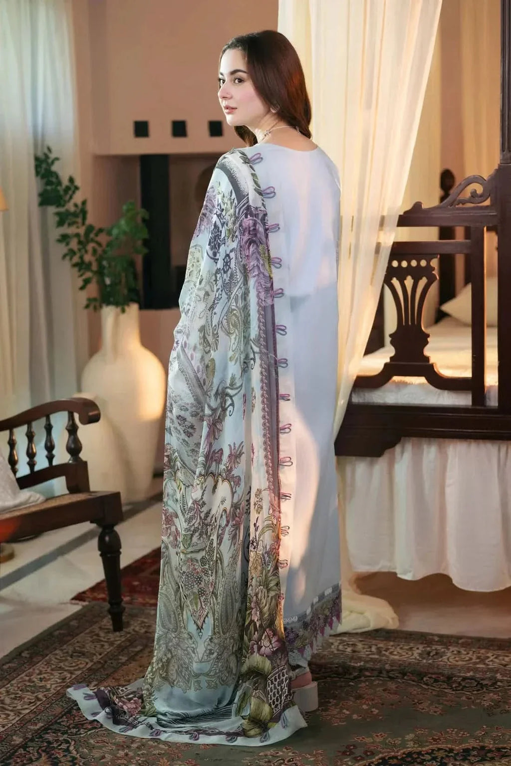 3PC EMBROIDERED DHANAK SUIT  - BG627