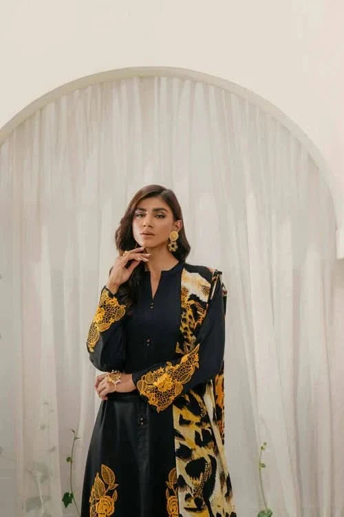 3 PIECE-EMBROIDERED LAWN SUIT-BG555