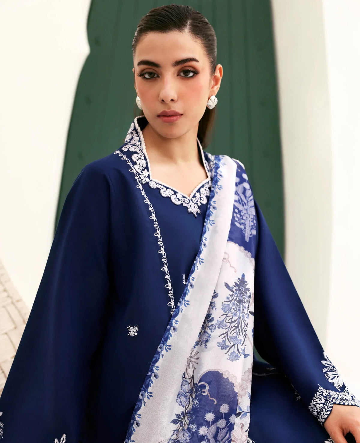 3PC EMBROIDERED DHANAK SUIT - BG907