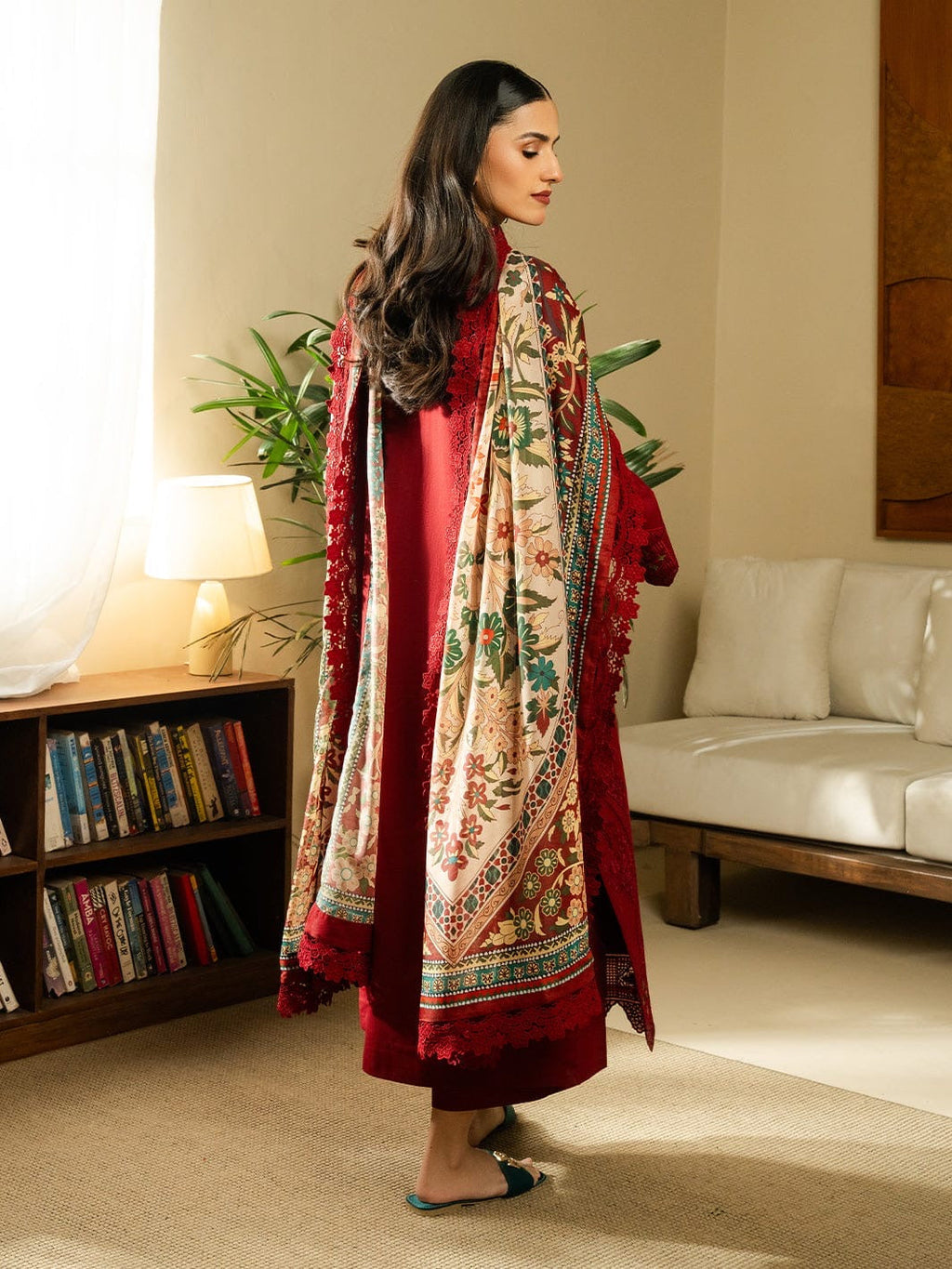 3PC EMBROIDERED LAWN SUIT - BG882