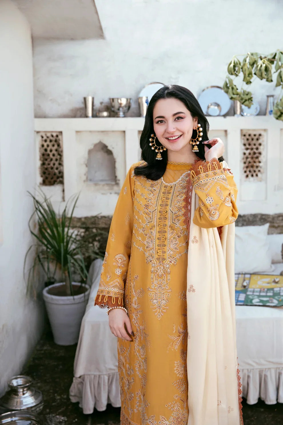 3PC EMBROIDERED DHANAK SUIT - BG909