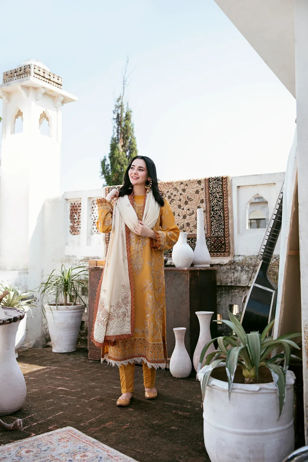 3PC EMBROIDERED DHANAK SUIT - BG909