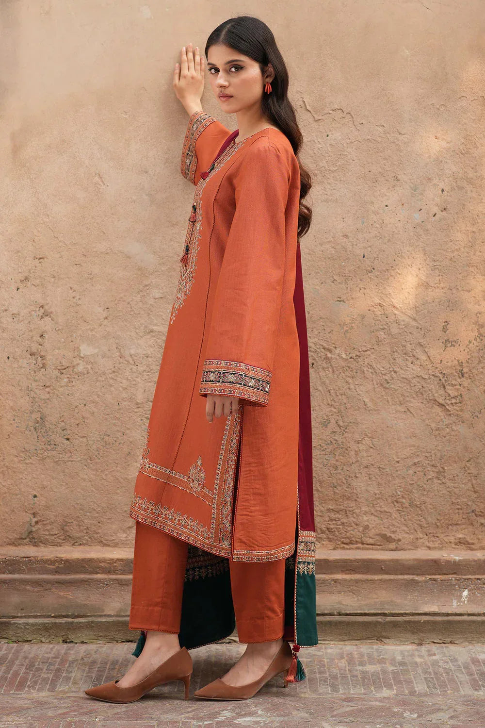 3 PC UNSTITCHED LAWN SUIT - BG867