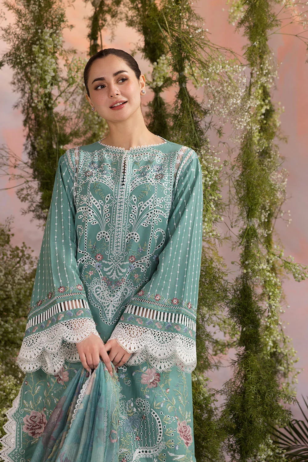 3PC EMBROIDERED LUXURY LAWN - BG876