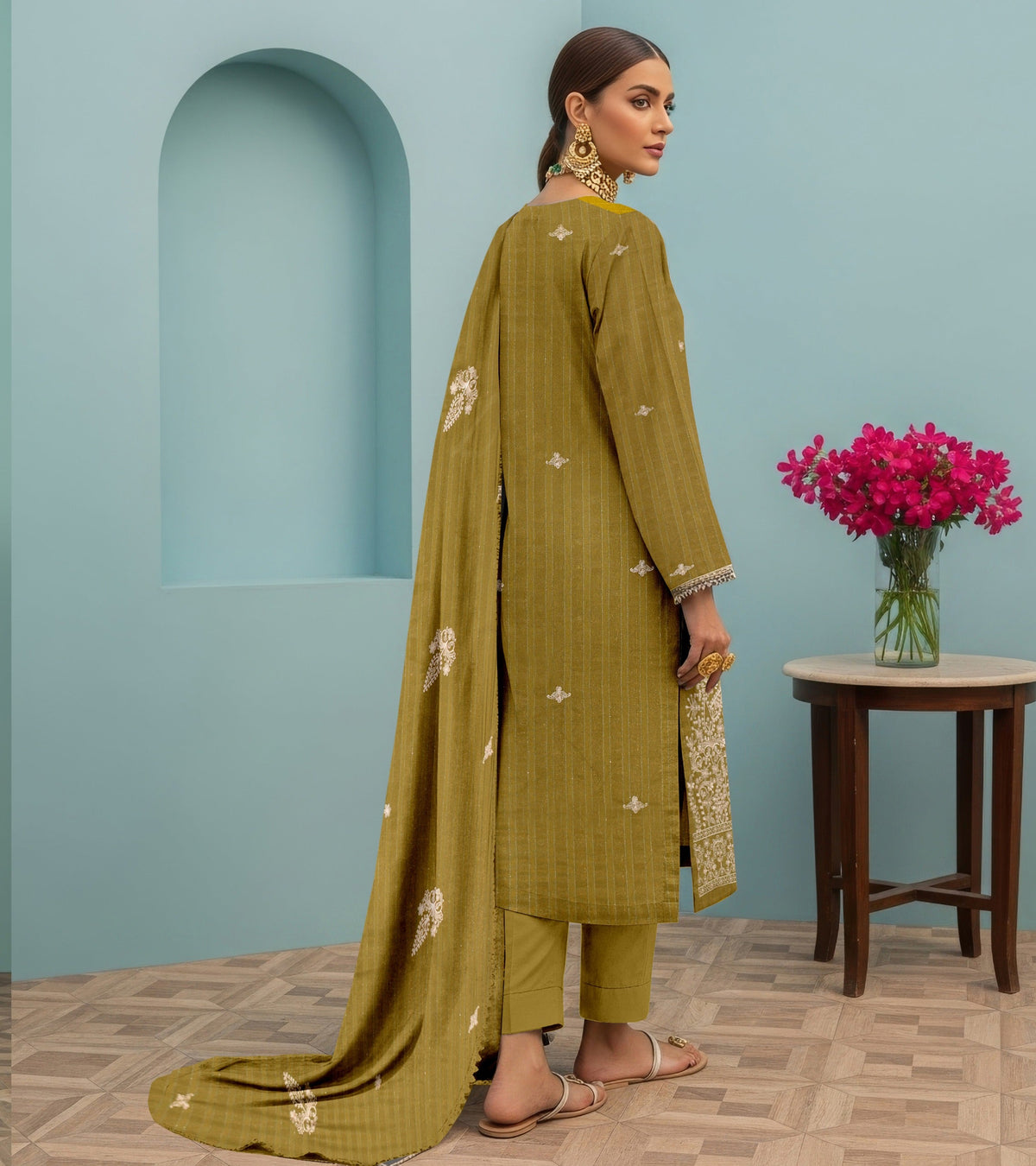 3 PC EMBROIDERED CHAMKI DHANAK SUIT - BG1006
