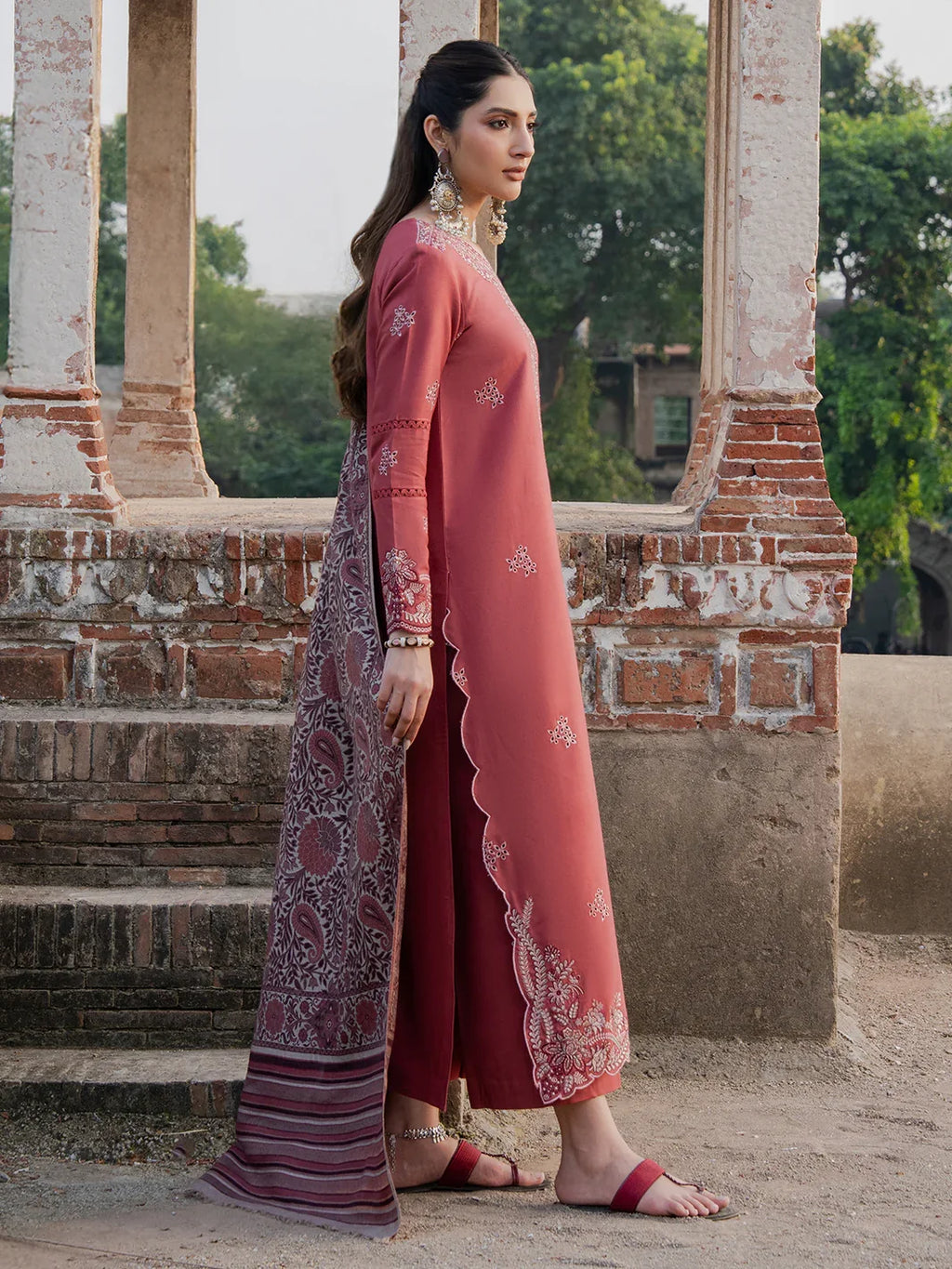 ZARNOOR - BG829