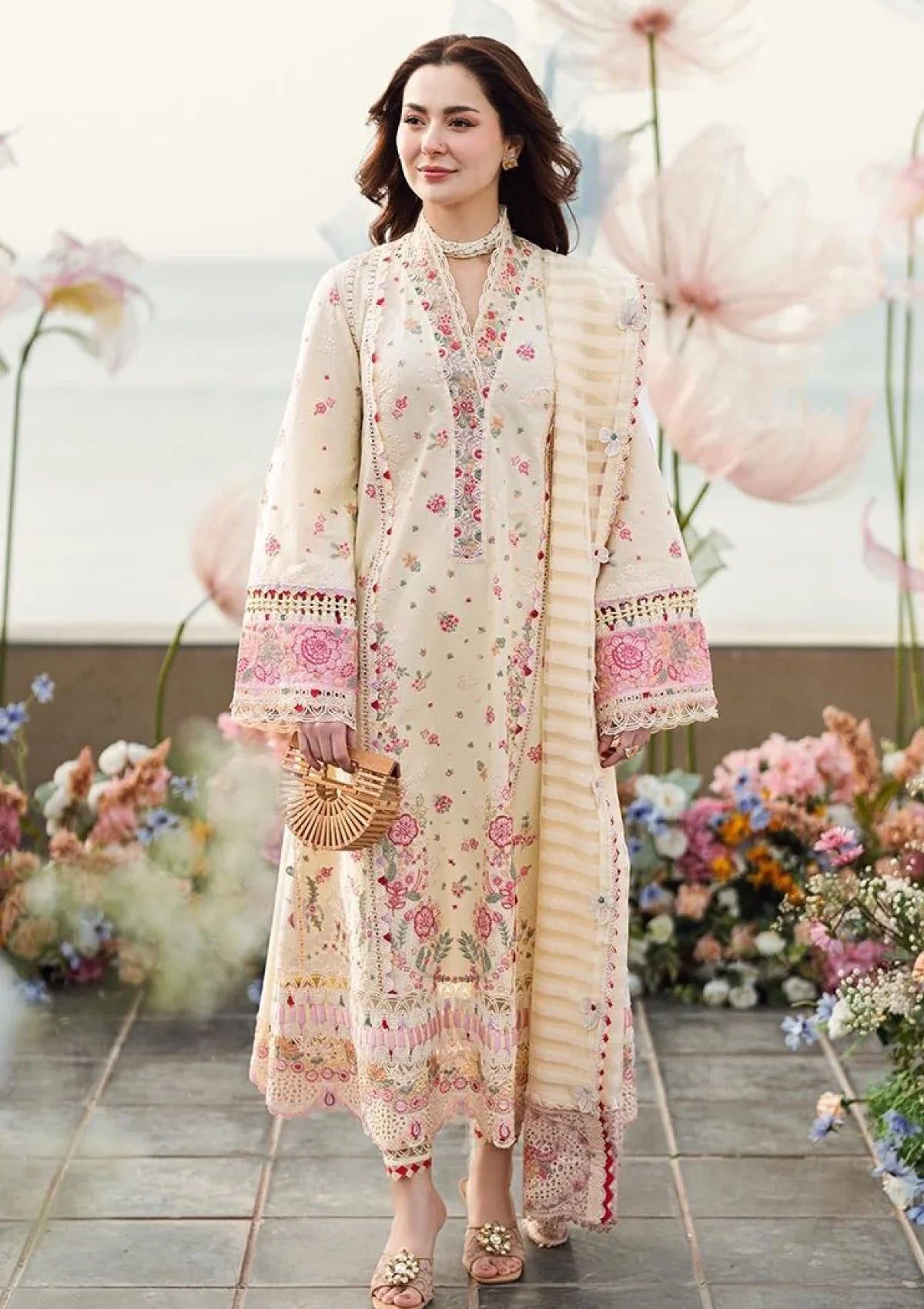 3PC EMBROIDERED LUXURY LAWN - BG875